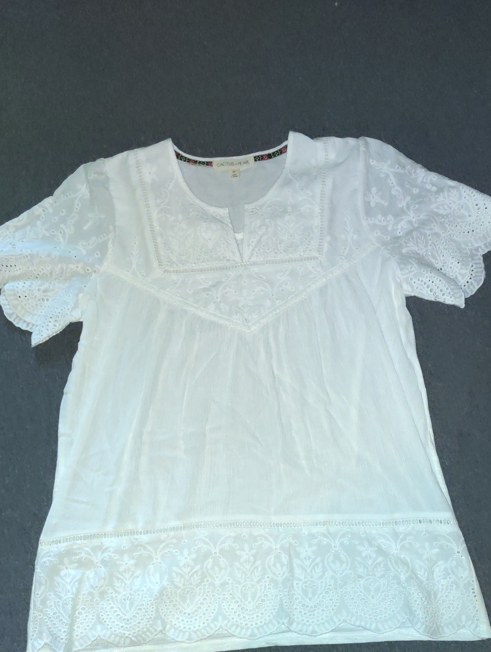 Cactus White Eyelet Tunic Top